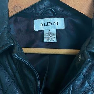 100% Real leather jacket great condition💙👍